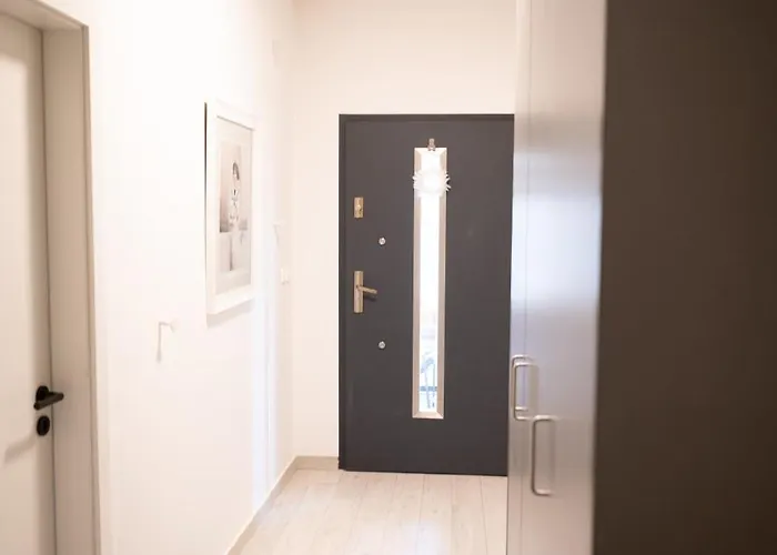 The Sun And The Moon 公寓 扎达尔