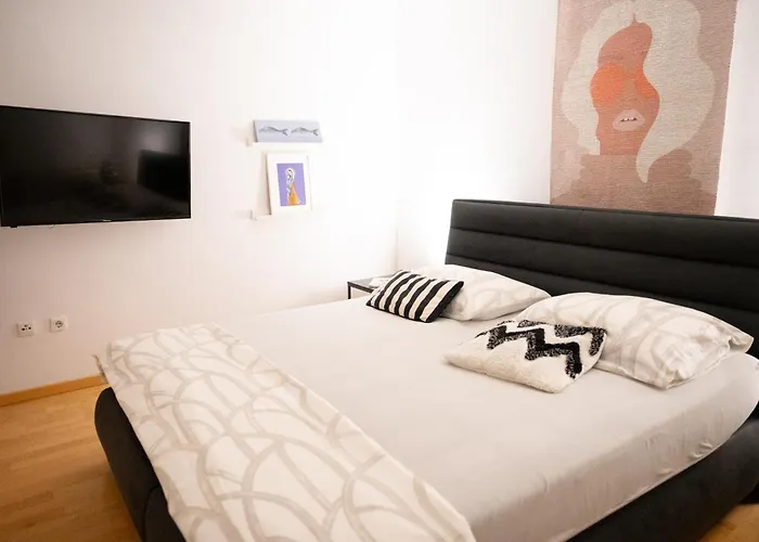 The Sun And The Moon * 扎达尔